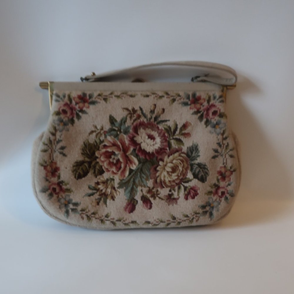 Womens Martha Klein Creations Beige Mauve Green Floral Needlepoint Handbag *